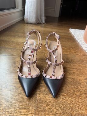 Valentino Black Pointed Rockstud T-Strap Pumps with Blush Trim